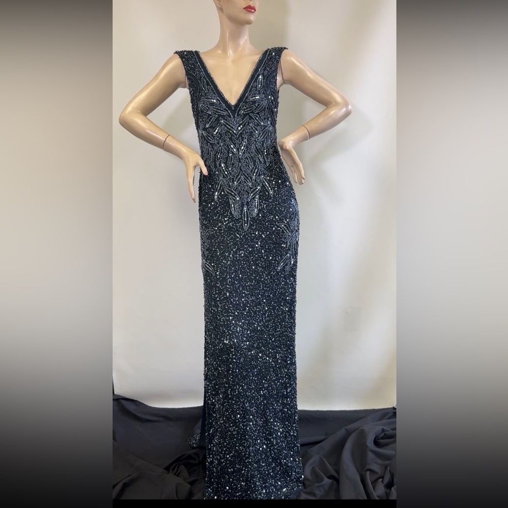 Aidan Mattox fully beaded sleeveless V-Neck long dress - Picture 4 of 13